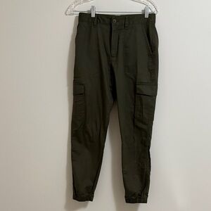 Nwot Women's  Olive Cargo Pants